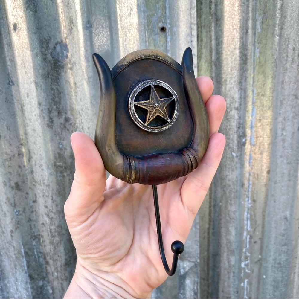 5 Western Style Hooks New in Box Coat Hooks Lone Star Country Decor Texas - Picture 2 of 11